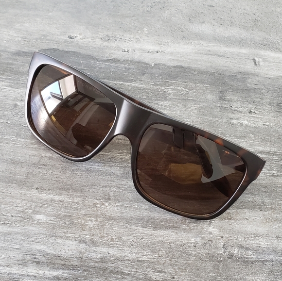 Brown Havana Tommy Hilfiger Sunglasses - Picture 5 of 5